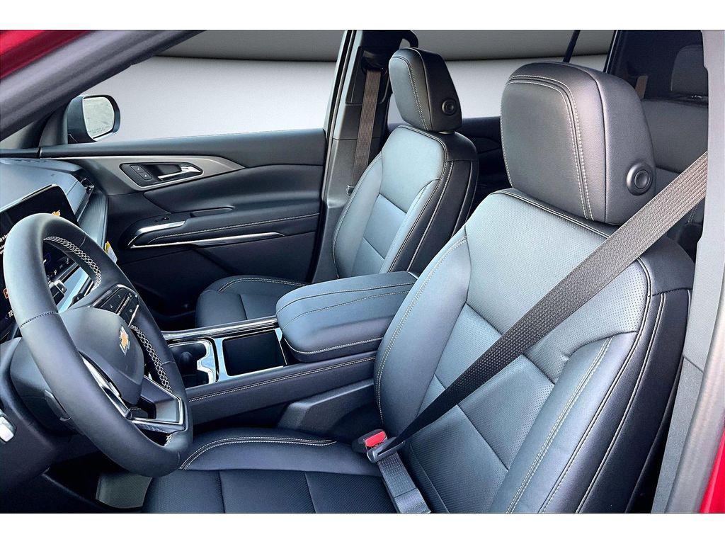 new 2026 Chevrolet Traverse car, priced at $46,899