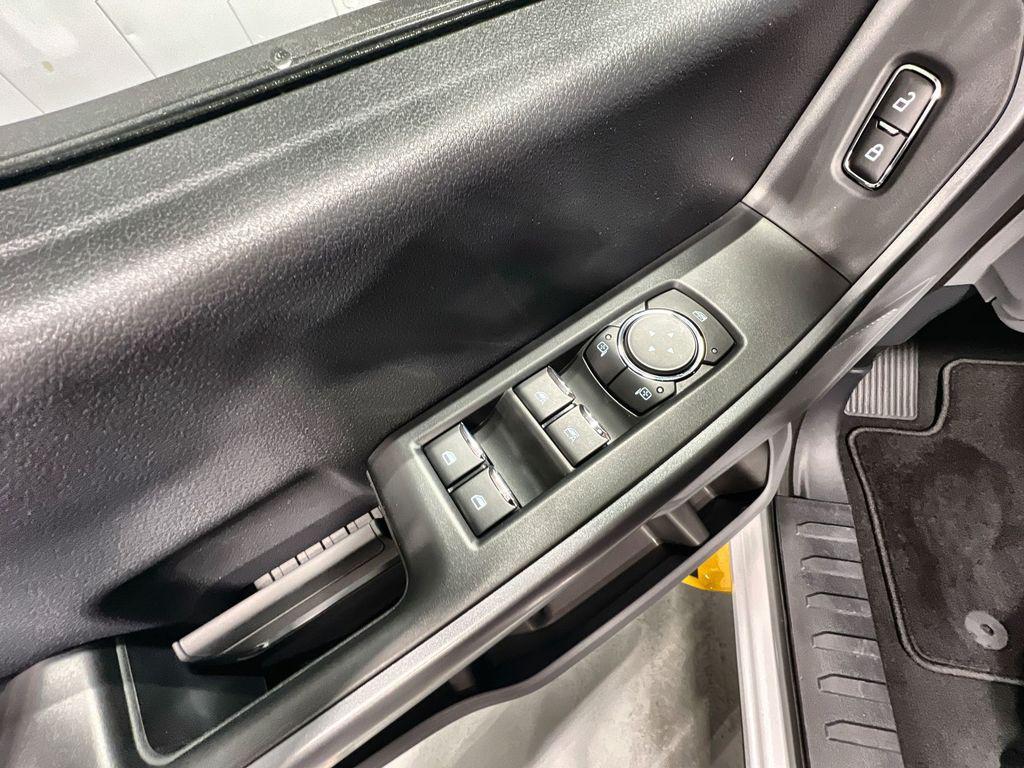 new 2025 Ford F-350 car, priced at $55,095