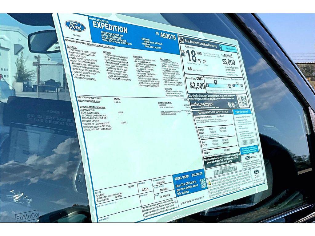 new 2025 Ford Expedition car, priced at $70,112