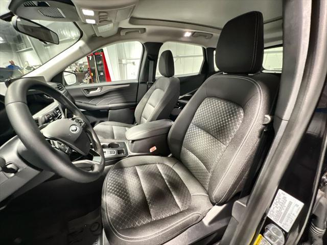 new 2025 Ford Escape car, priced at $31,576