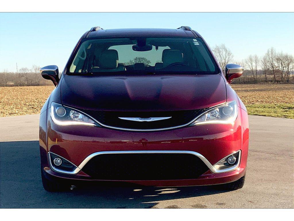 used 2017 Chrysler Pacifica car, priced at $15,657