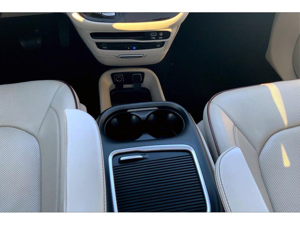 used 2017 Chrysler Pacifica car, priced at $15,657