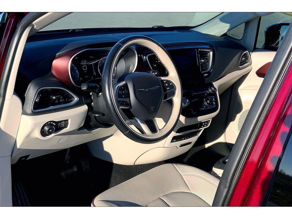 used 2017 Chrysler Pacifica car, priced at $15,657