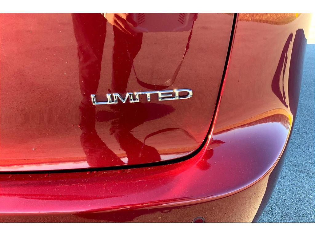 used 2017 Chrysler Pacifica car, priced at $15,657