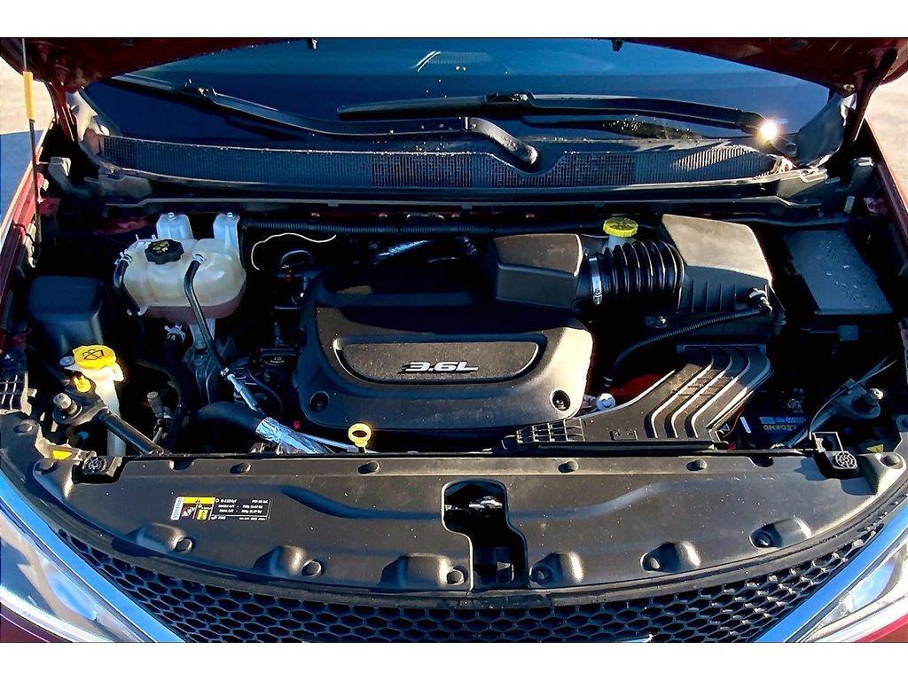 used 2017 Chrysler Pacifica car, priced at $15,657