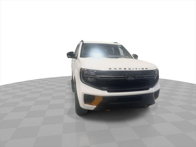 new 2025 Ford Expedition car, priced at $81,555