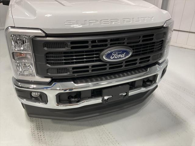 new 2024 Ford F-350 car, priced at $51,480