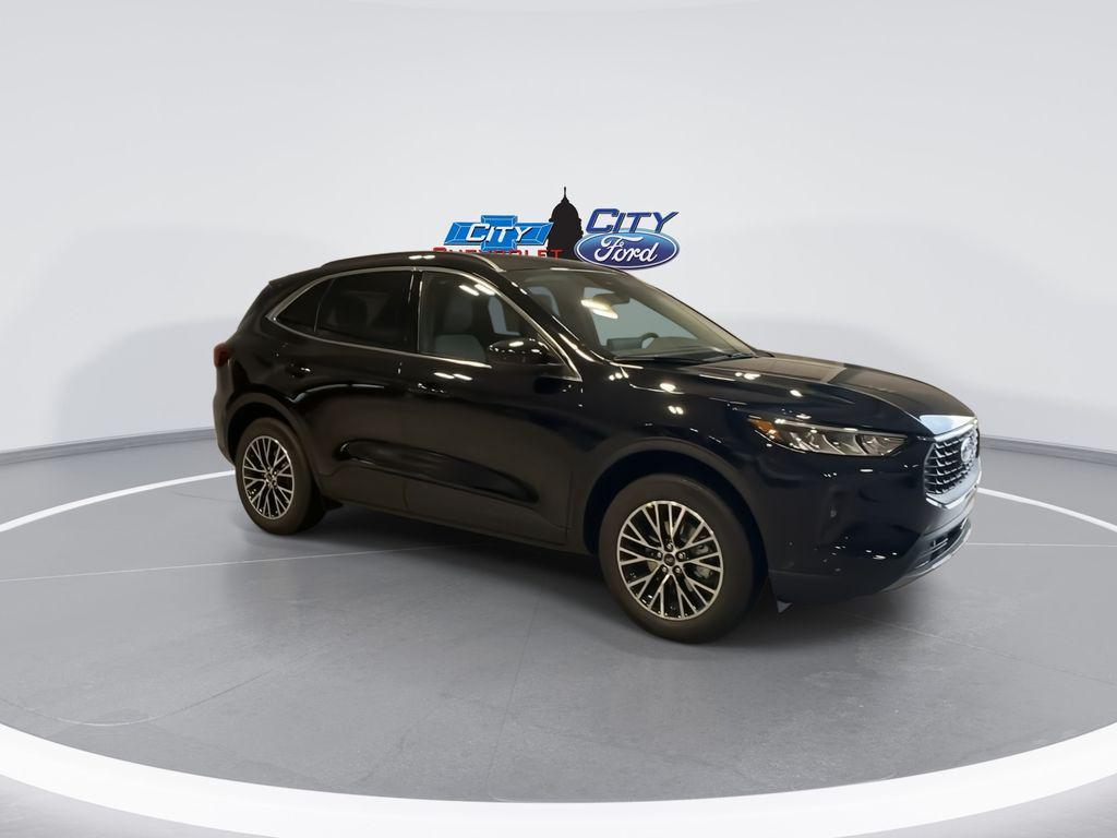 new 2025 Ford Escape PHEV car, priced at $32,024