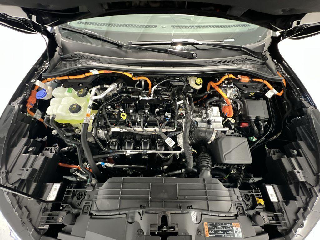 new 2025 Ford Escape PHEV car, priced at $32,024