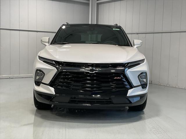 new 2025 Chevrolet Blazer car, priced at $49,042