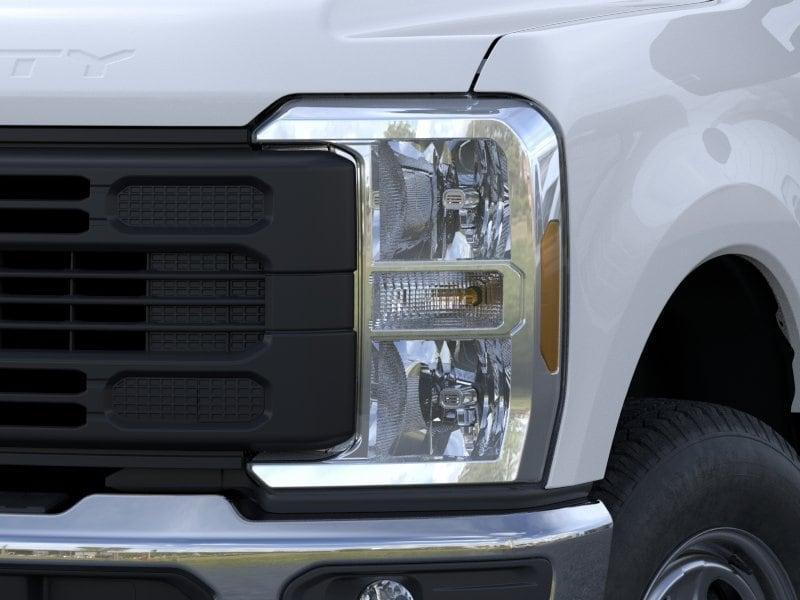 new 2024 Ford F-350 car, priced at $54,725