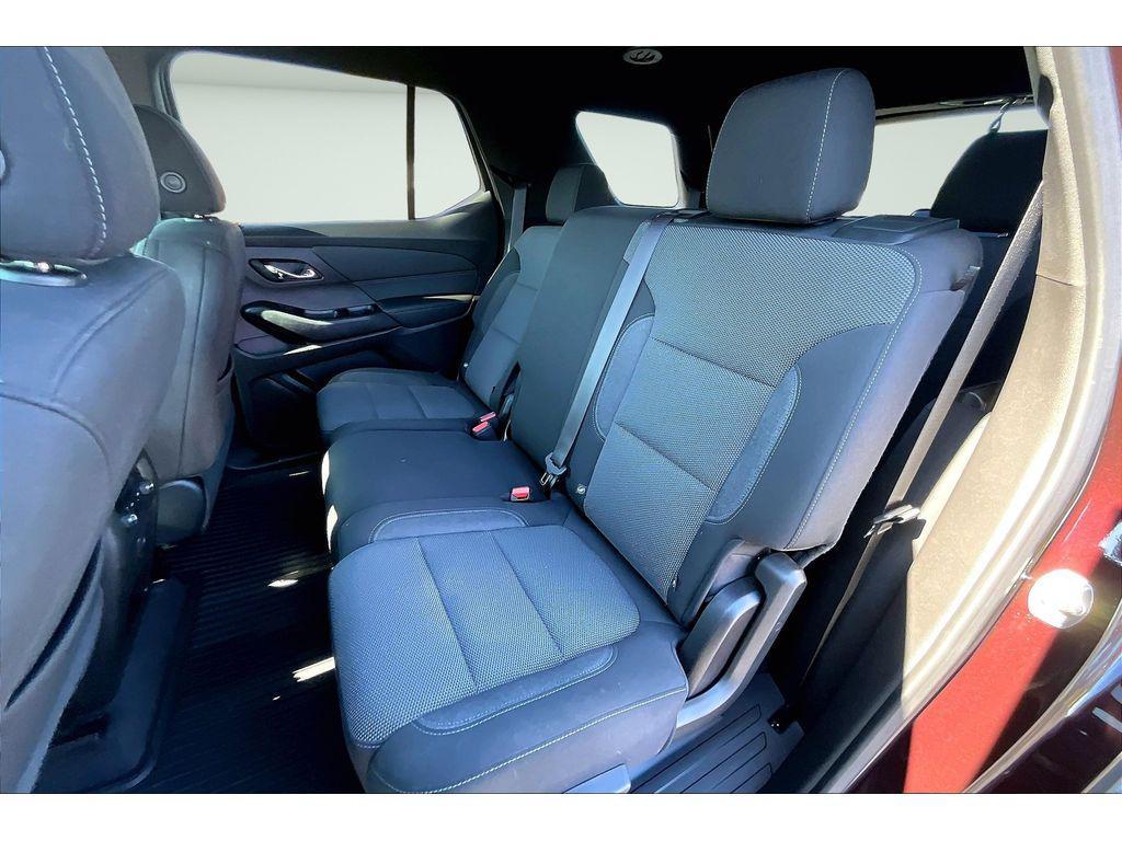 used 2022 Chevrolet Traverse car, priced at $29,399