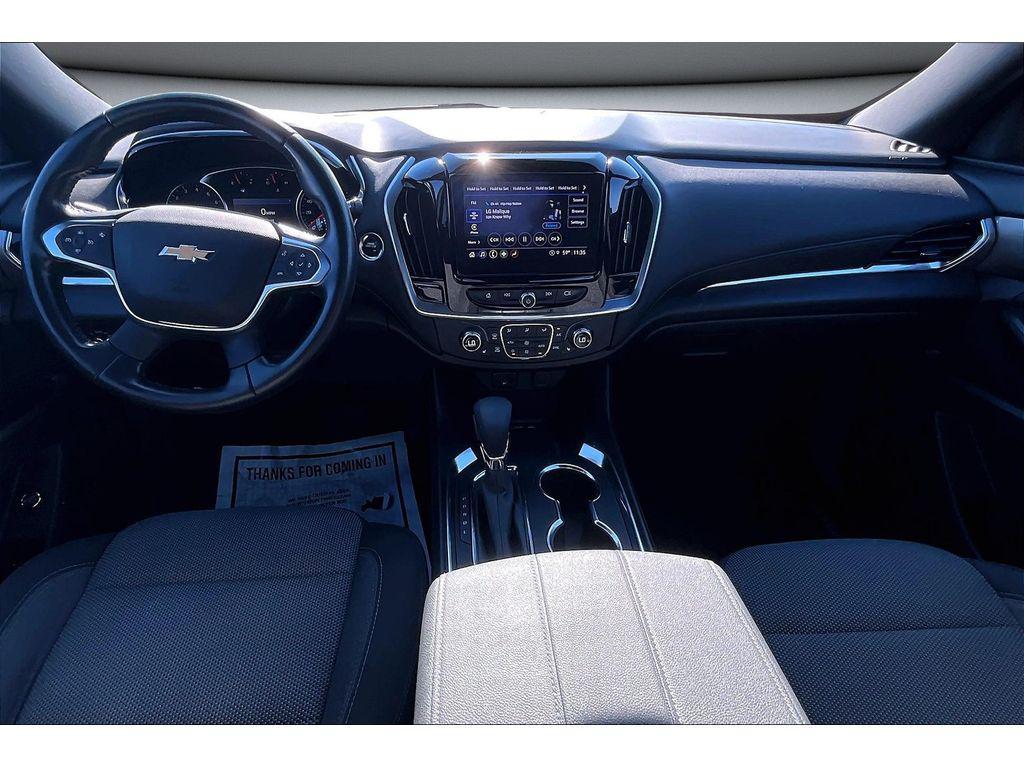 used 2022 Chevrolet Traverse car, priced at $29,399