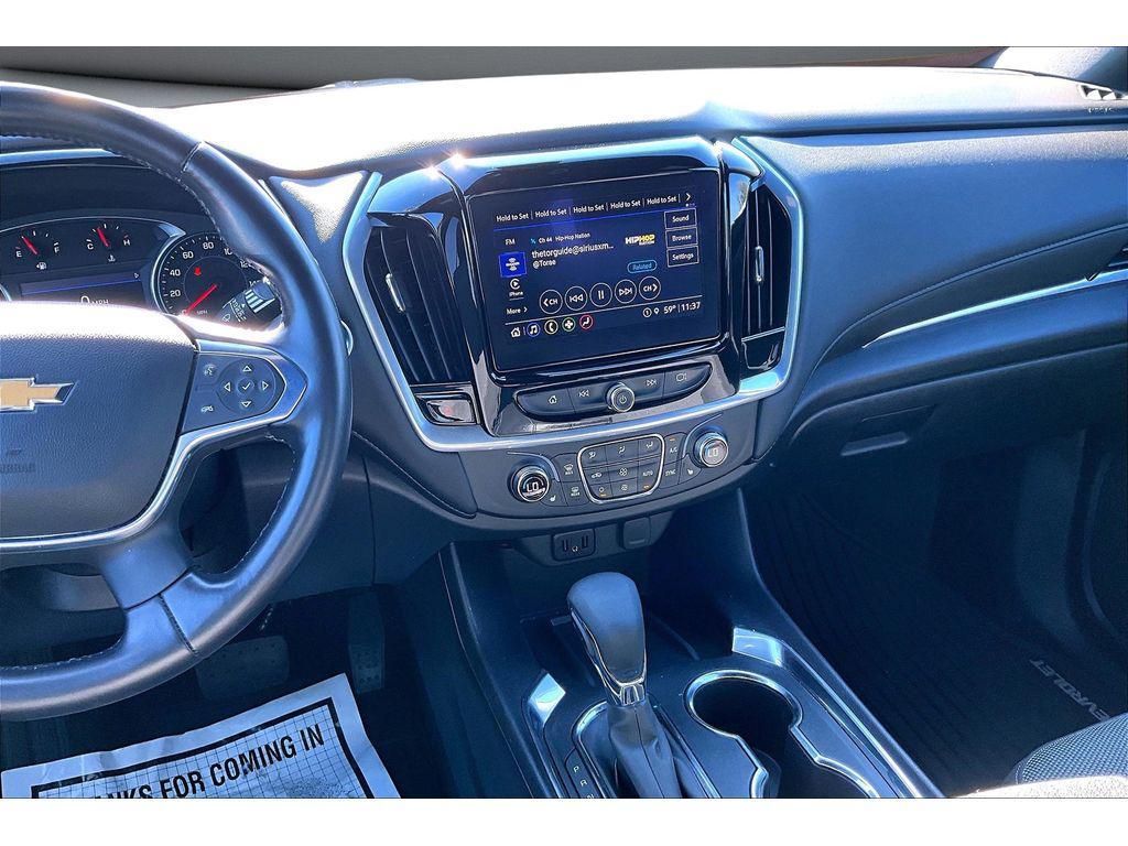 used 2022 Chevrolet Traverse car, priced at $29,399