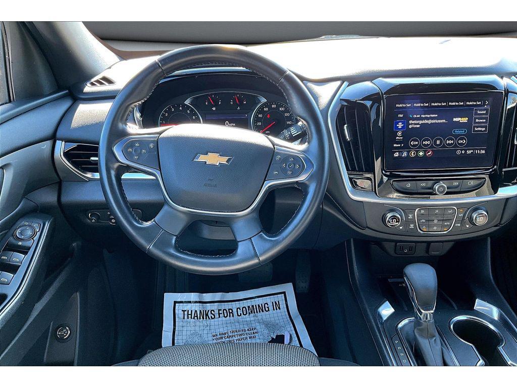 used 2022 Chevrolet Traverse car, priced at $29,399