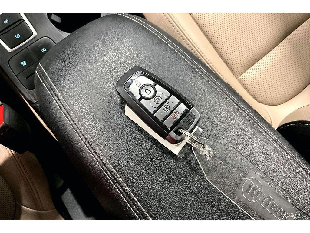 used 2022 Ford Escape car, priced at $23,319