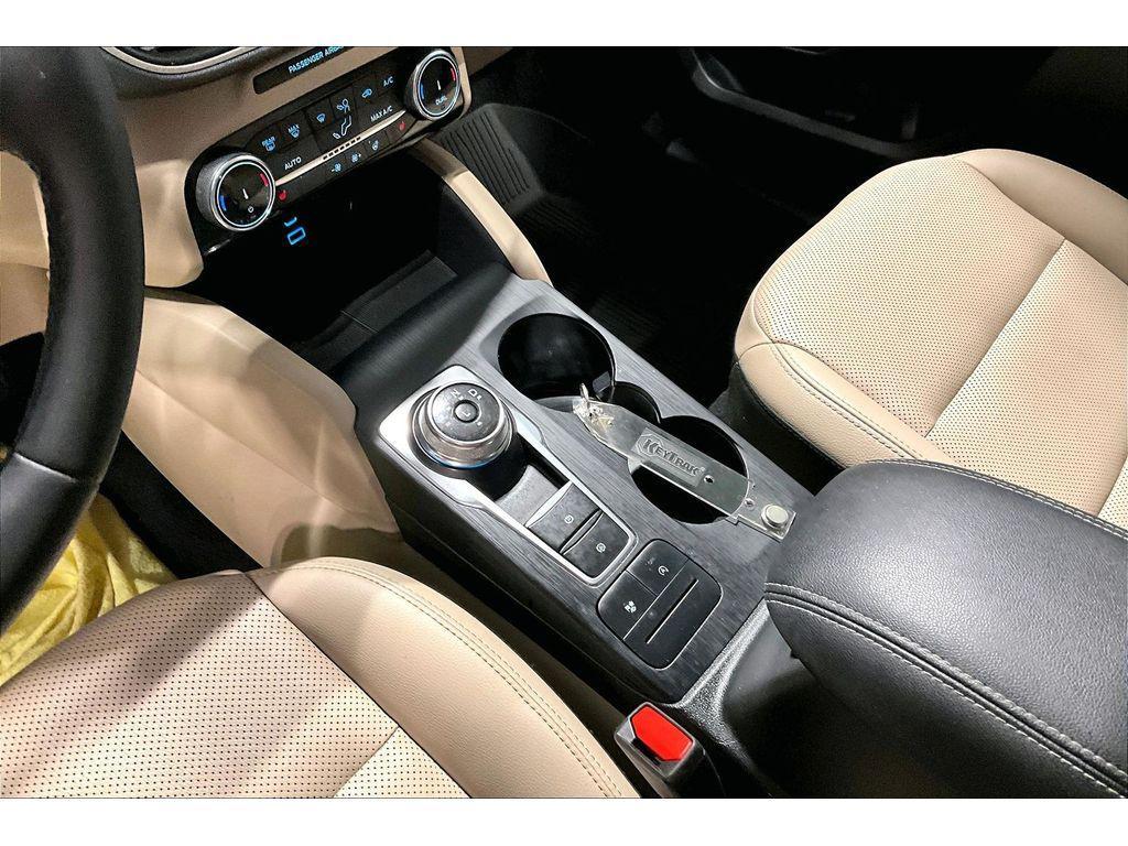 used 2022 Ford Escape car, priced at $23,319