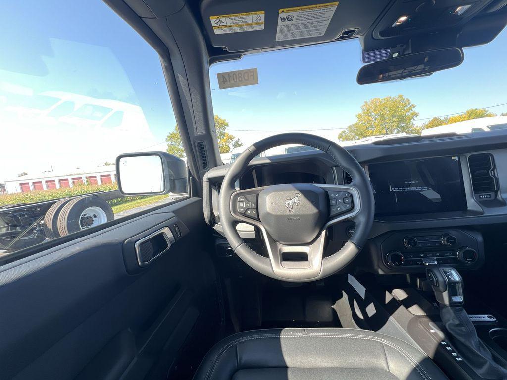 new 2025 Ford Bronco car, priced at $43,572