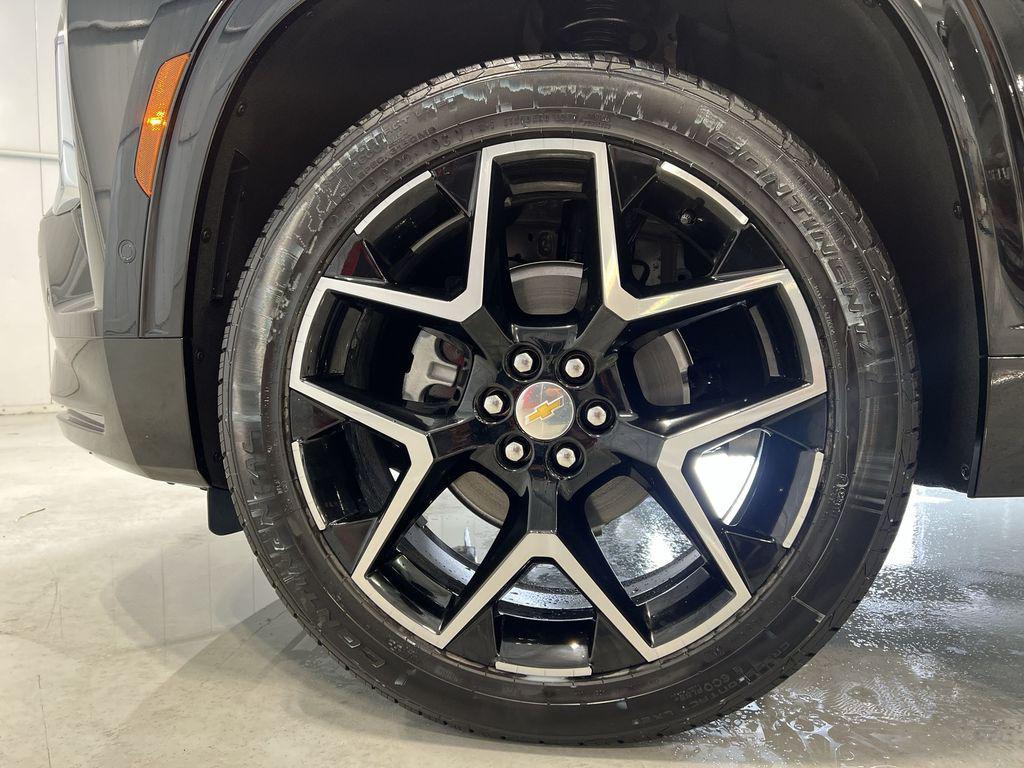 new 2026 Chevrolet Traverse car, priced at $57,744