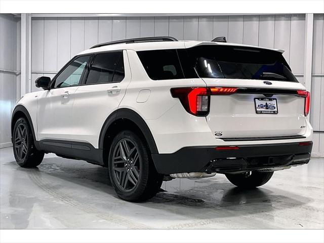 new 2025 Ford Explorer car, priced at $47,924