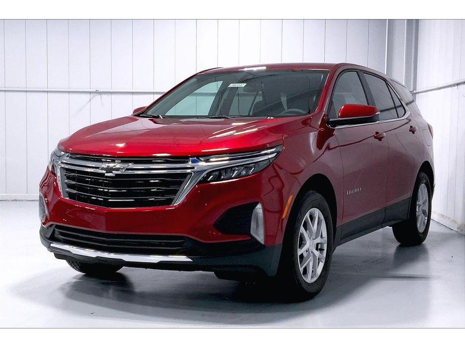 new 2024 Chevrolet Equinox car, priced at $31,802