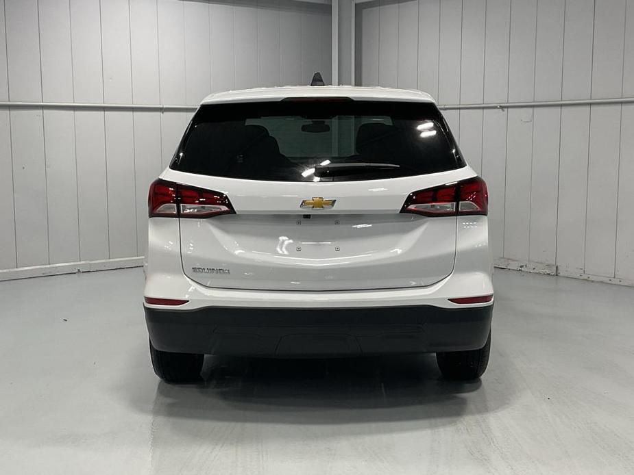 new 2024 Chevrolet Equinox car, priced at $25,924