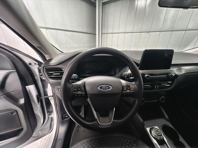 new 2025 Ford Escape car, priced at $25,423