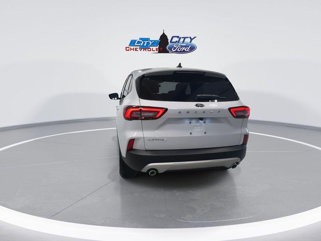 new 2025 Ford Escape car, priced at $25,037