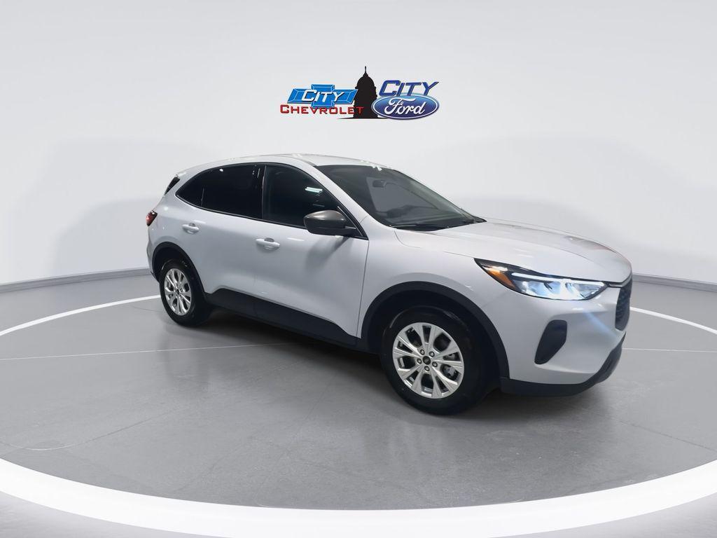 new 2025 Ford Escape car, priced at $25,037