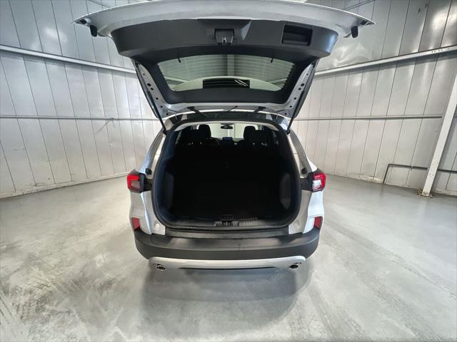 new 2025 Ford Escape car, priced at $25,423