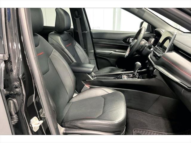 used 2023 Jeep Compass car, priced at $28,099