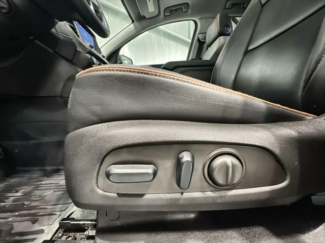 used 2023 GMC Acadia car, priced at $39,199