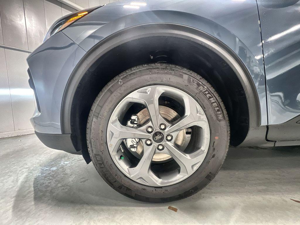 new 2025 Ford Escape car, priced at $31,571