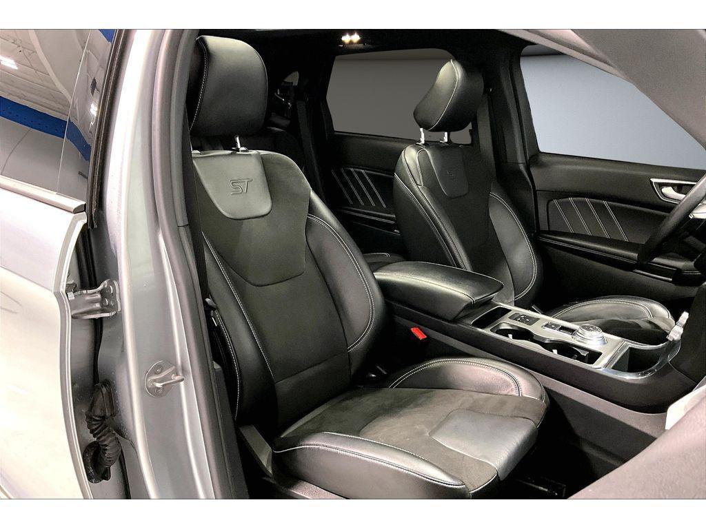 used 2024 Ford Edge car, priced at $36,949