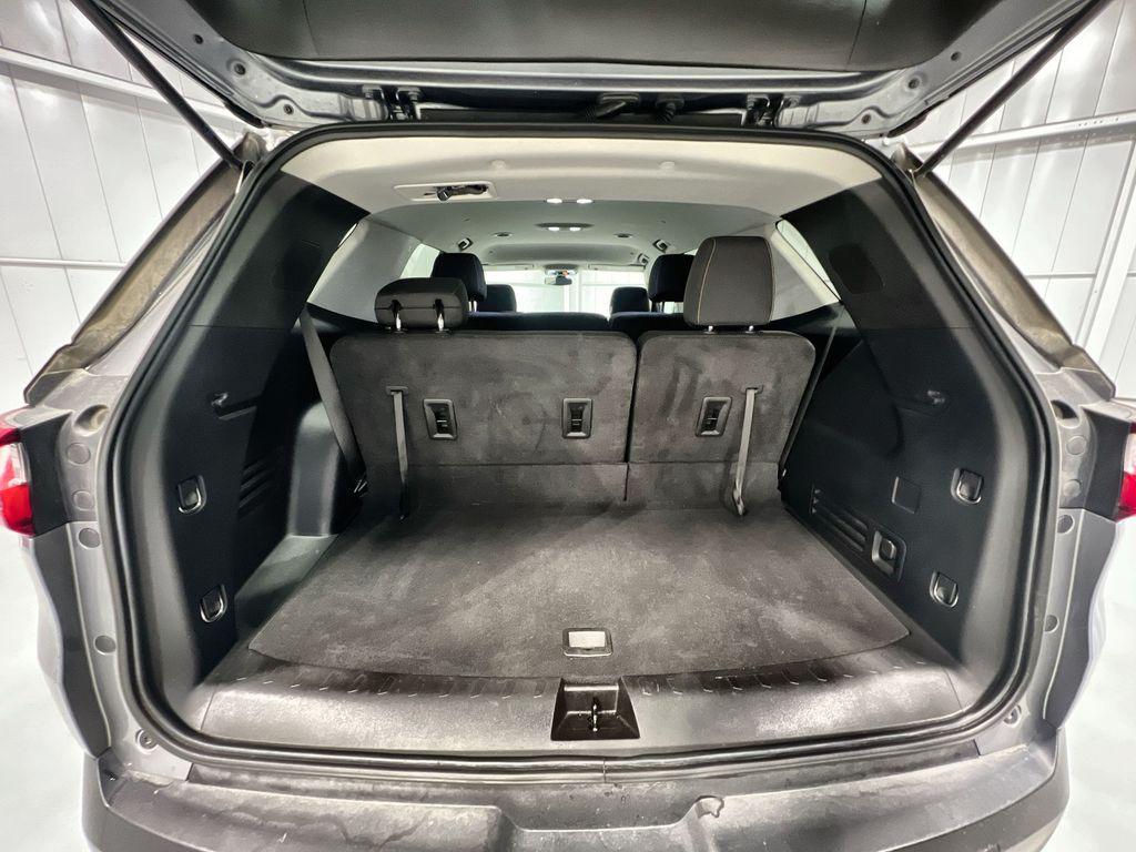 used 2021 Chevrolet Traverse car, priced at $26,291