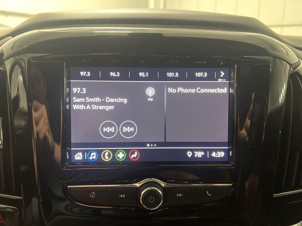 used 2021 Chevrolet Traverse car, priced at $26,291