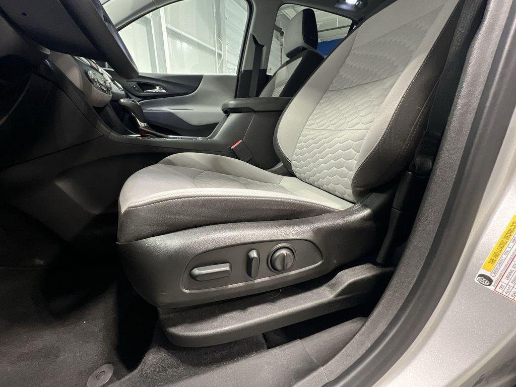 used 2021 Chevrolet Equinox car, priced at $16,979