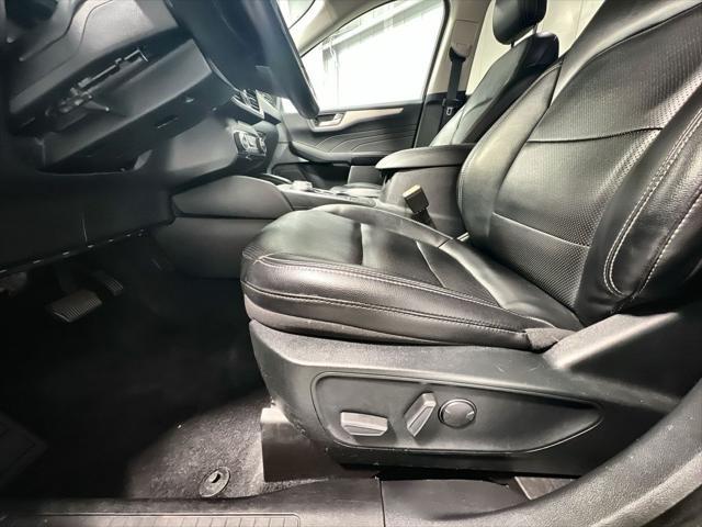 used 2022 Ford Escape car, priced at $24,649