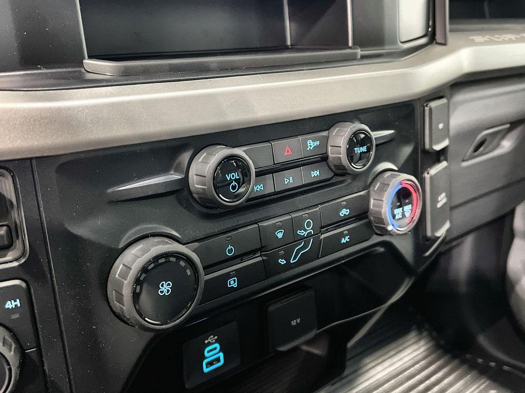new 2025 Ford F-350 car, priced at $64,280