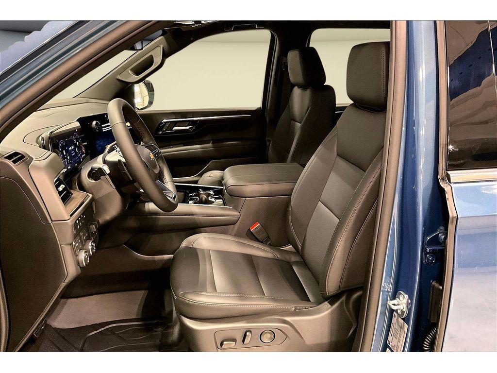 new 2026 Chevrolet Suburban car, priced at $76,895