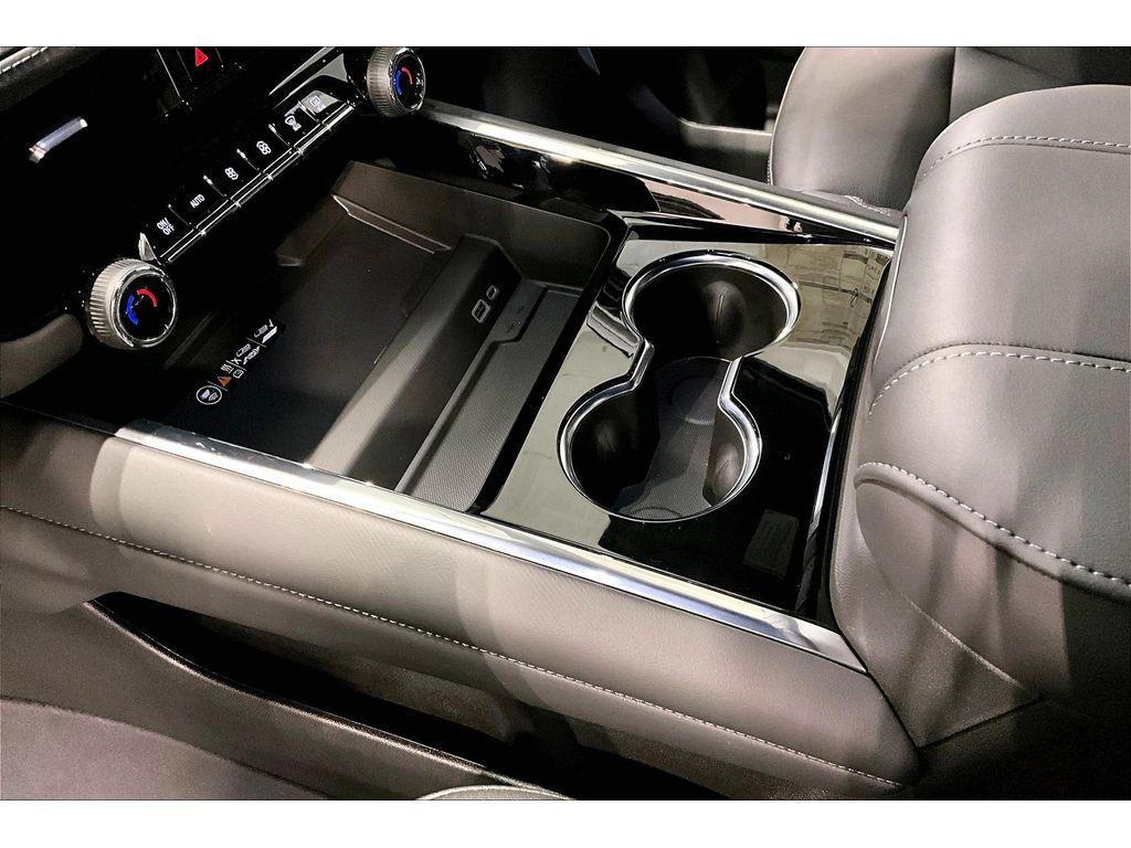 new 2026 Chevrolet Suburban car, priced at $76,895