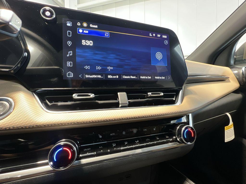 new 2026 Chevrolet Equinox car, priced at $34,395