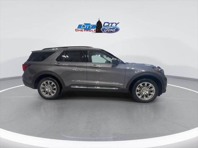 new 2025 Ford Explorer car, priced at $44,999