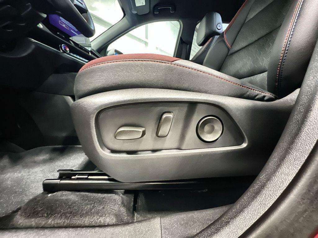 new 2026 Chevrolet Equinox car, priced at $34,599