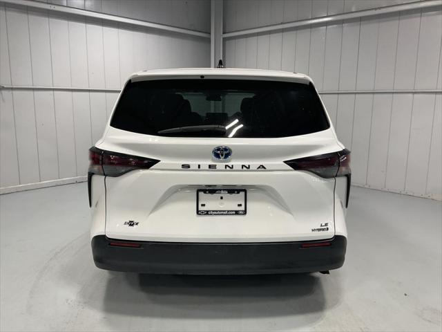 used 2023 Toyota Sienna car, priced at $43,580