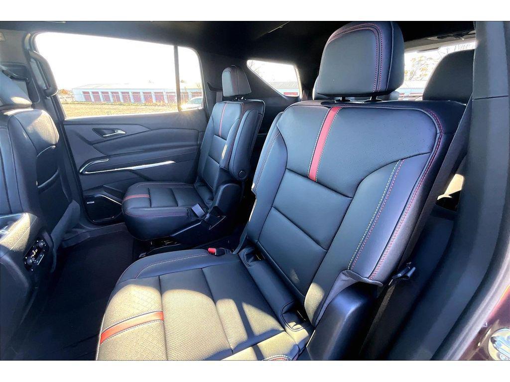 new 2026 Chevrolet Traverse car, priced at $59,696