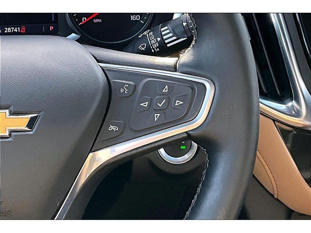 used 2023 Chevrolet Equinox car, priced at $27,846