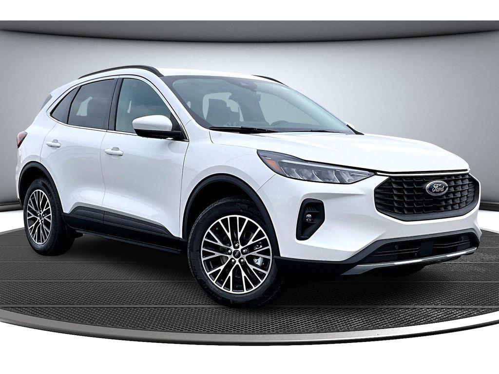 new 2026 Ford Escape PHEV car, priced at $34,050