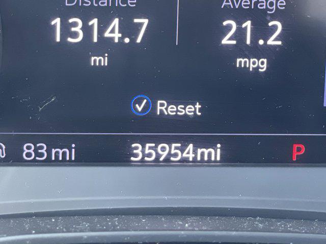 used 2022 Cadillac XT6 car, priced at $40,496