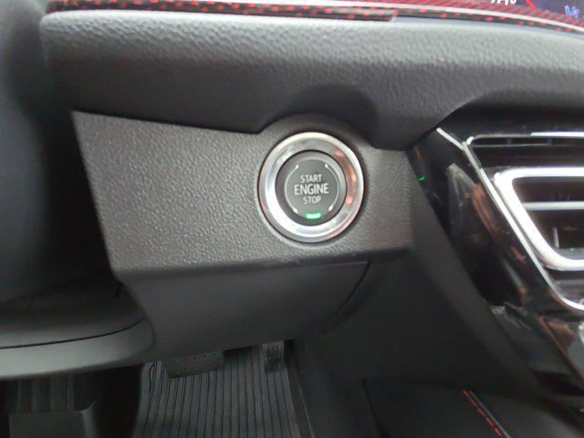 used 2024 Chevrolet Traverse car, priced at $54,998